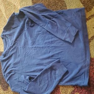 Men's long sleeved tee, size medium